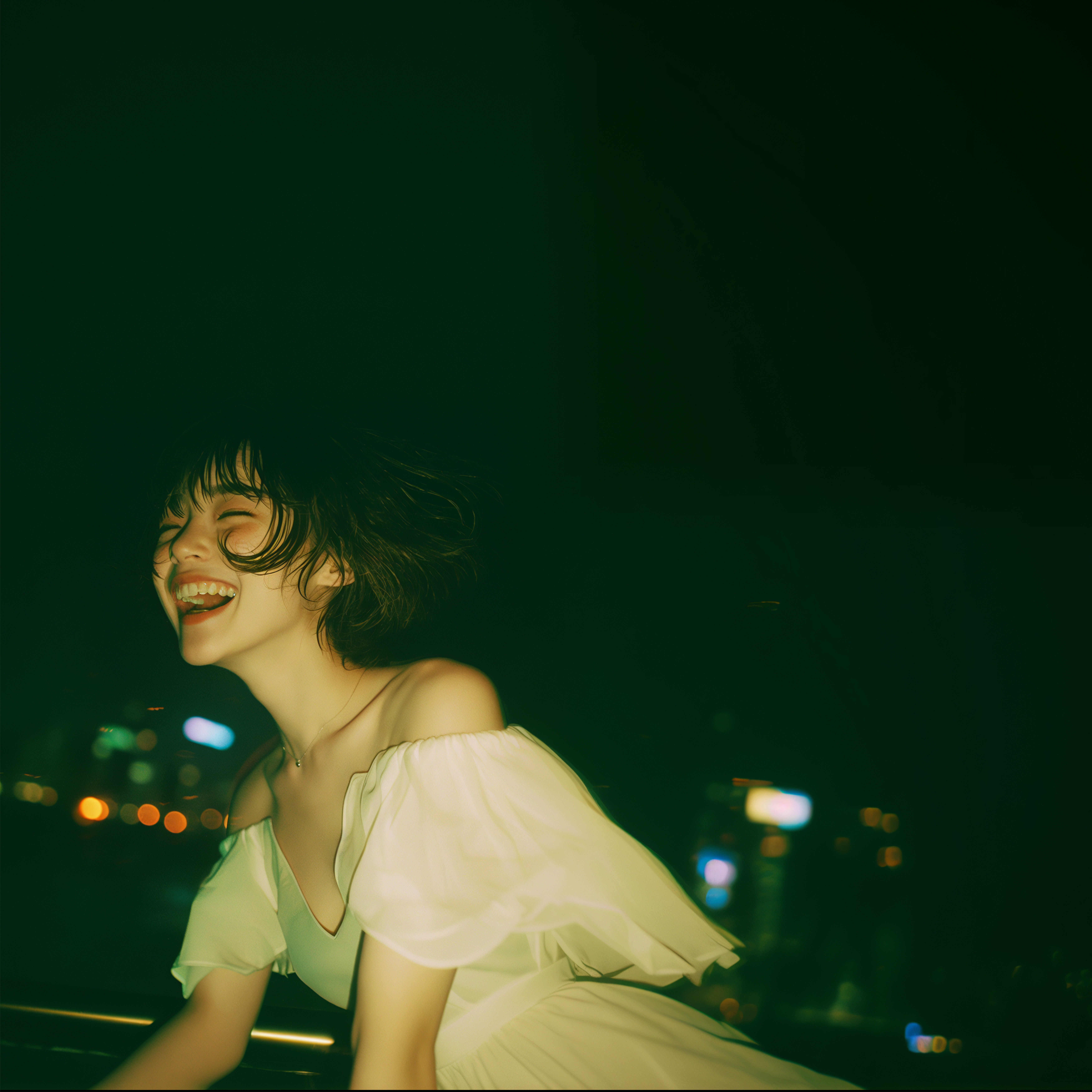 夜の街で踊るように舞う楽しそうな女性のポートレート写真風素材 no.4